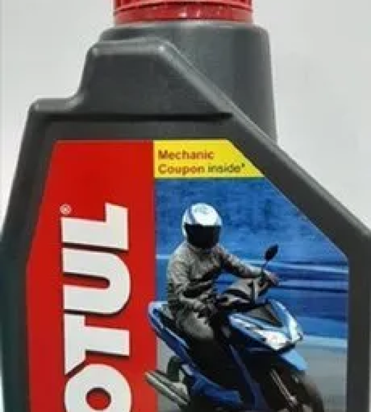 SCOOTER LE 10w30 (SPOUT)